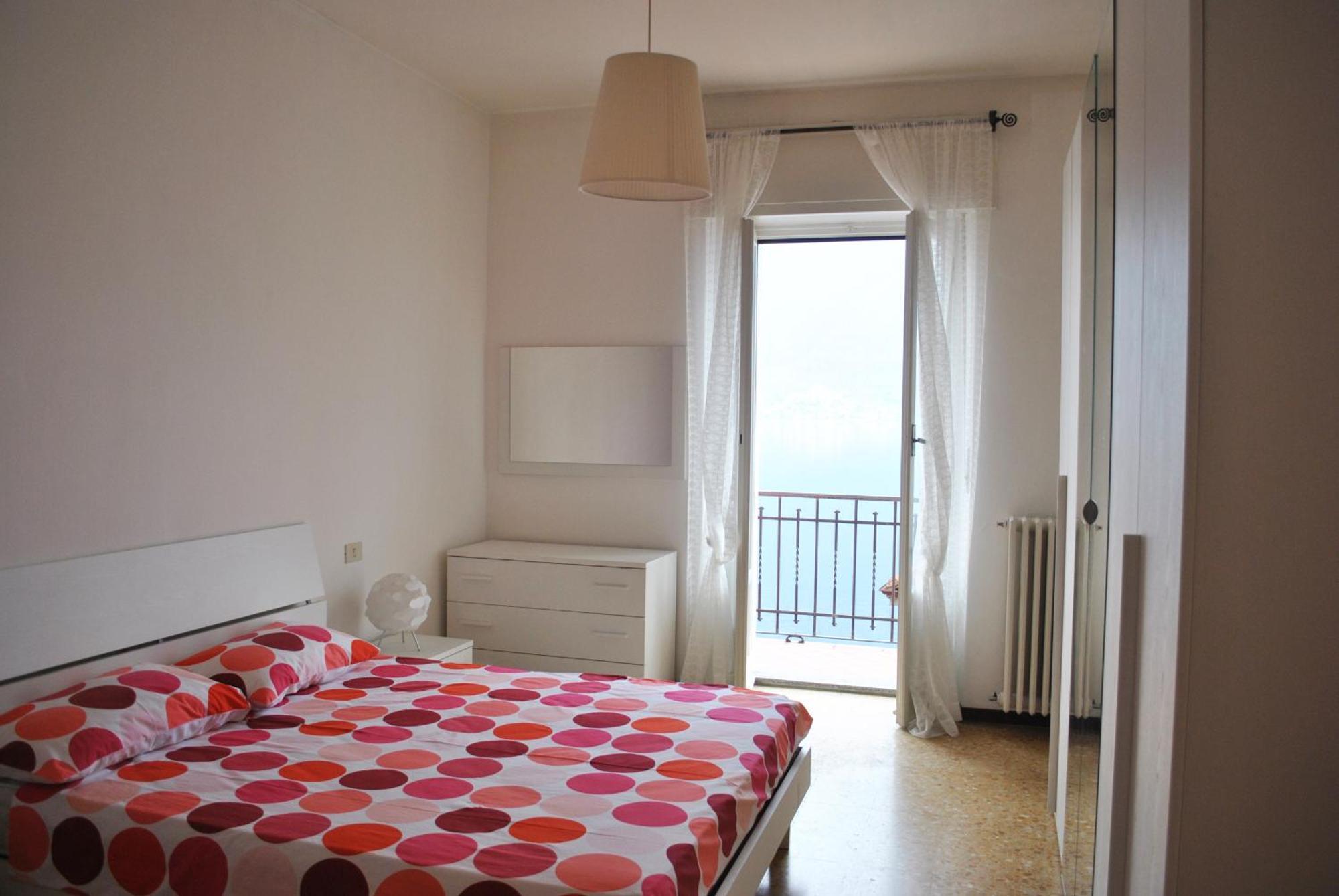 The Romantic Village House - Apartments With Lake View Colonno Ngoại thất bức ảnh