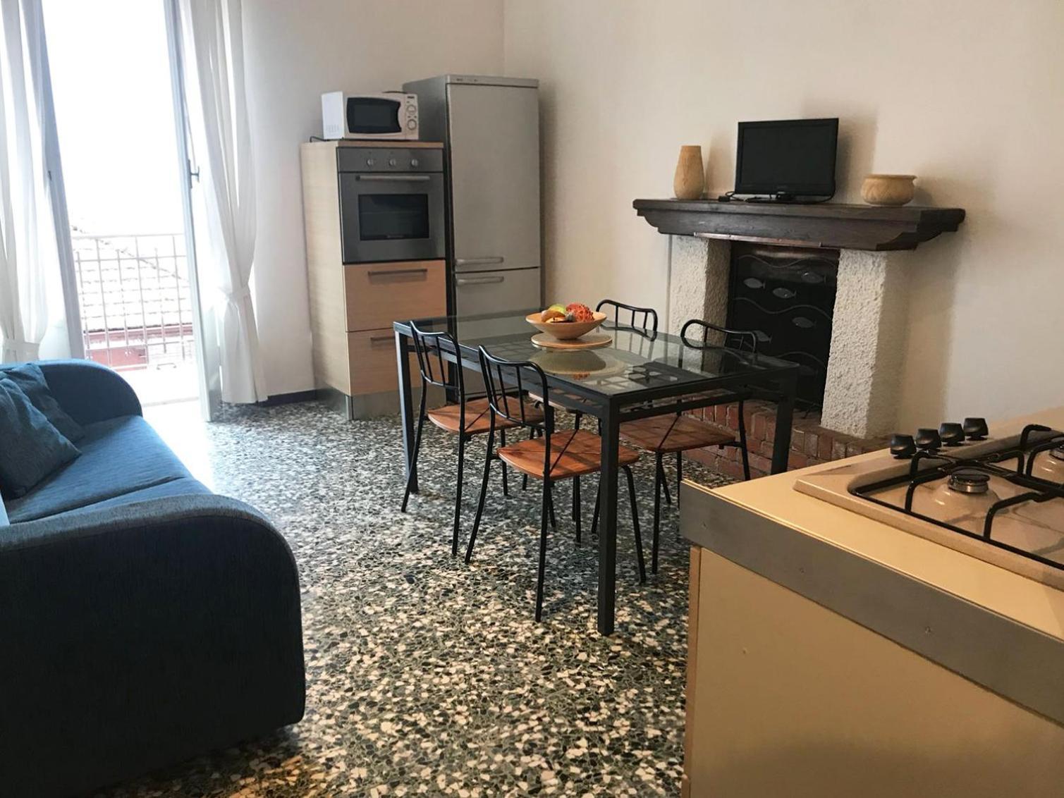 The Romantic Village House - Apartments With Lake View Colonno Ngoại thất bức ảnh
